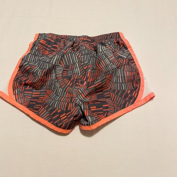 Nike Girls Shorts 4T Dri Fit Shorts - Picture 12 of 12